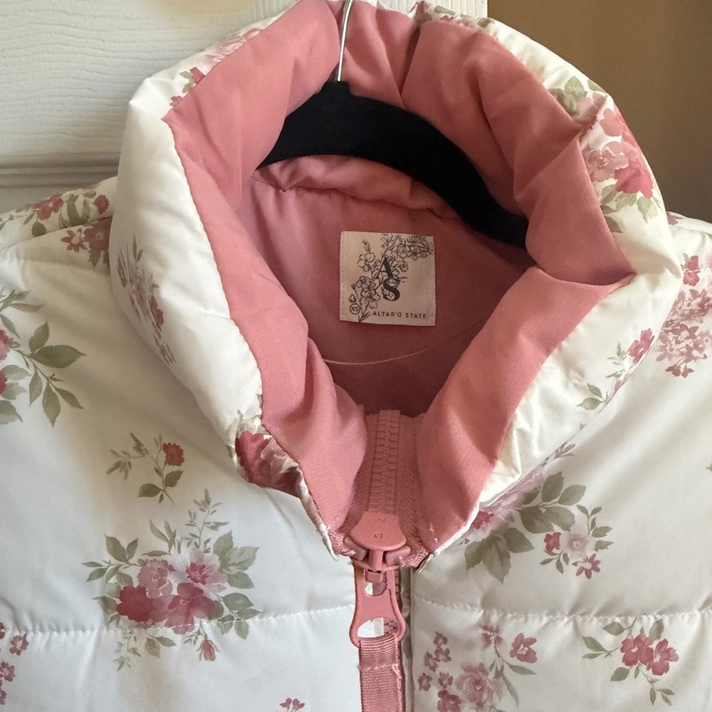 Altar'd State Floral Puffer Vest - Pink and Cream - Picture 3 of 4